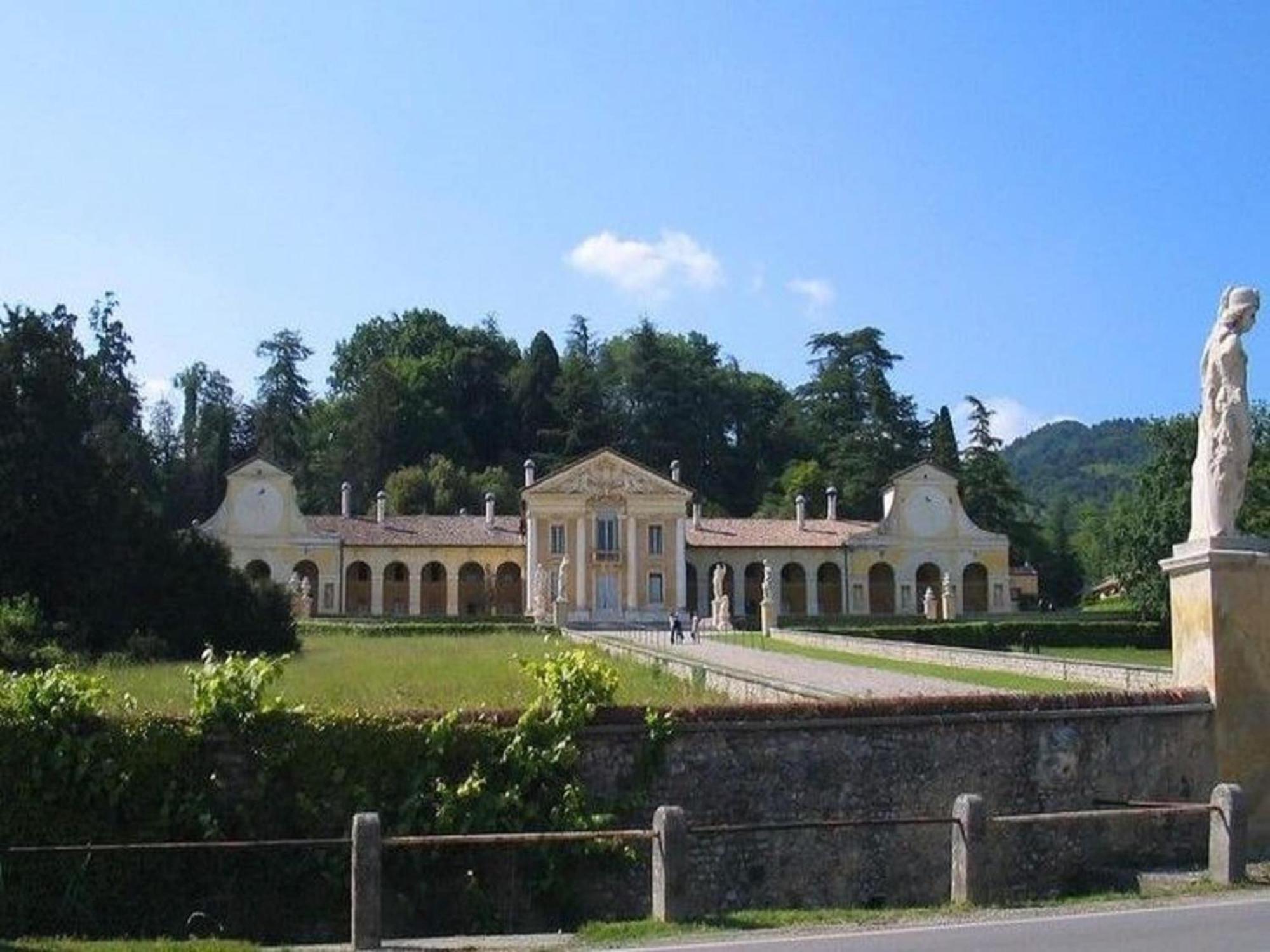 Modern Farmhouse In Pagnano Italy Near Forest Villa Asolo Buitenkant foto